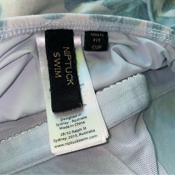 NipTuck Swim One Piece Size 8 Tropical Leaf Print Light Blue - Picture 8 of 9